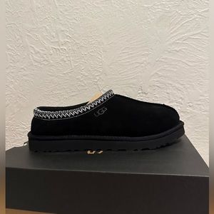 UGG TASMAN BRAND NEW IN BOX